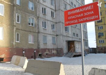 27.10.2025. «Новости Северного города». Хроники «падающего» подъезда. Мышцы и 3D-полигоны. Дорогу осилит умнейший.