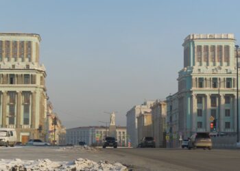 28.10.2025. «Новости Северного города». Смартфон – старый, стрижка – новая. Плюсы и минусы. Думай иначе.