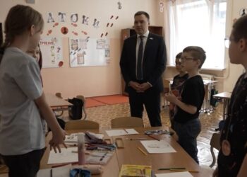 Кто в море, кто в космос