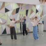 В роли движения