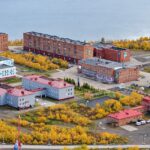 15.09.2026 Новости «Северный город». Снежногорск на связи. Укладка за укладкой. Медовый месяц в «Кукольном доме»